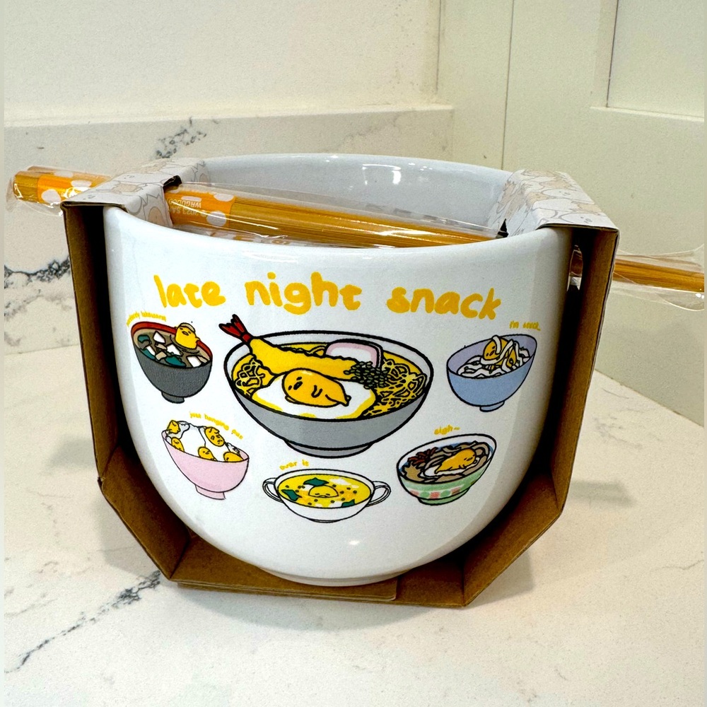 Gudetama the Lazy Egg Noodle Bowl with Gudetama Chopsticks NWT
